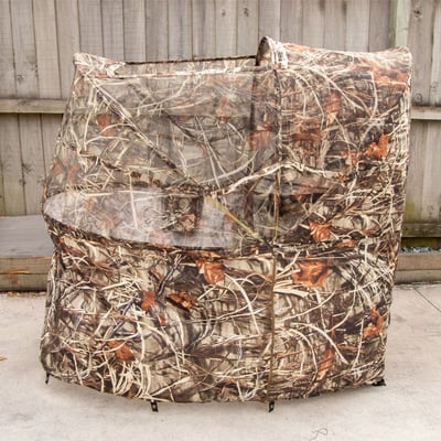 Game on Single Chair Blind