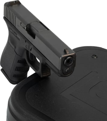 Glock 19 GEN3 9mm Luger Preloved + 3 Magazines