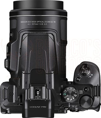 Nikon COOLPIX P950 83x Super Zoom Camera + Element MII Aluminium Tripod + Adventura TLZ 30 II Camera Bag + SanDisk Extreme 64GB SDXC Card
